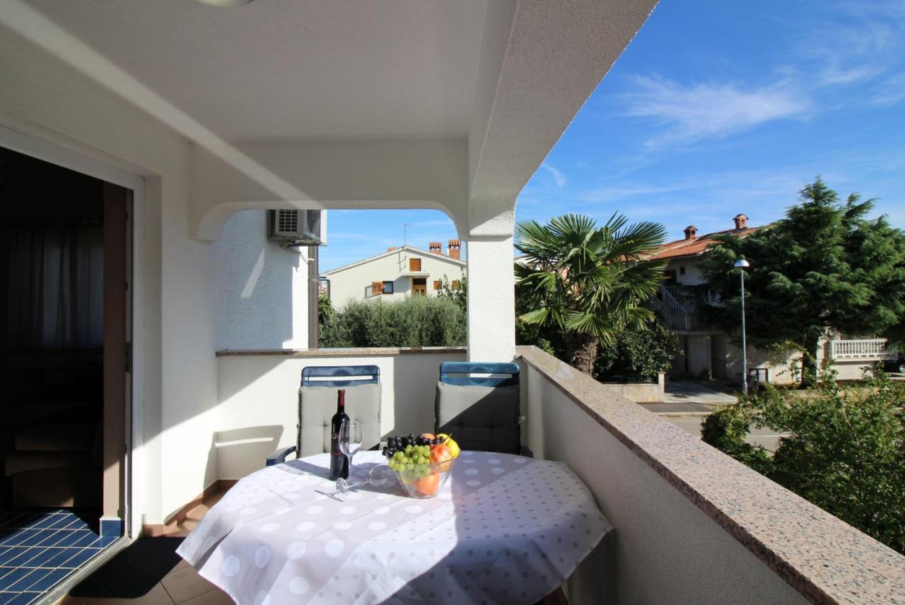 Dr. Igda Apartments Πόρετς Εξωτερικό φωτογραφία
