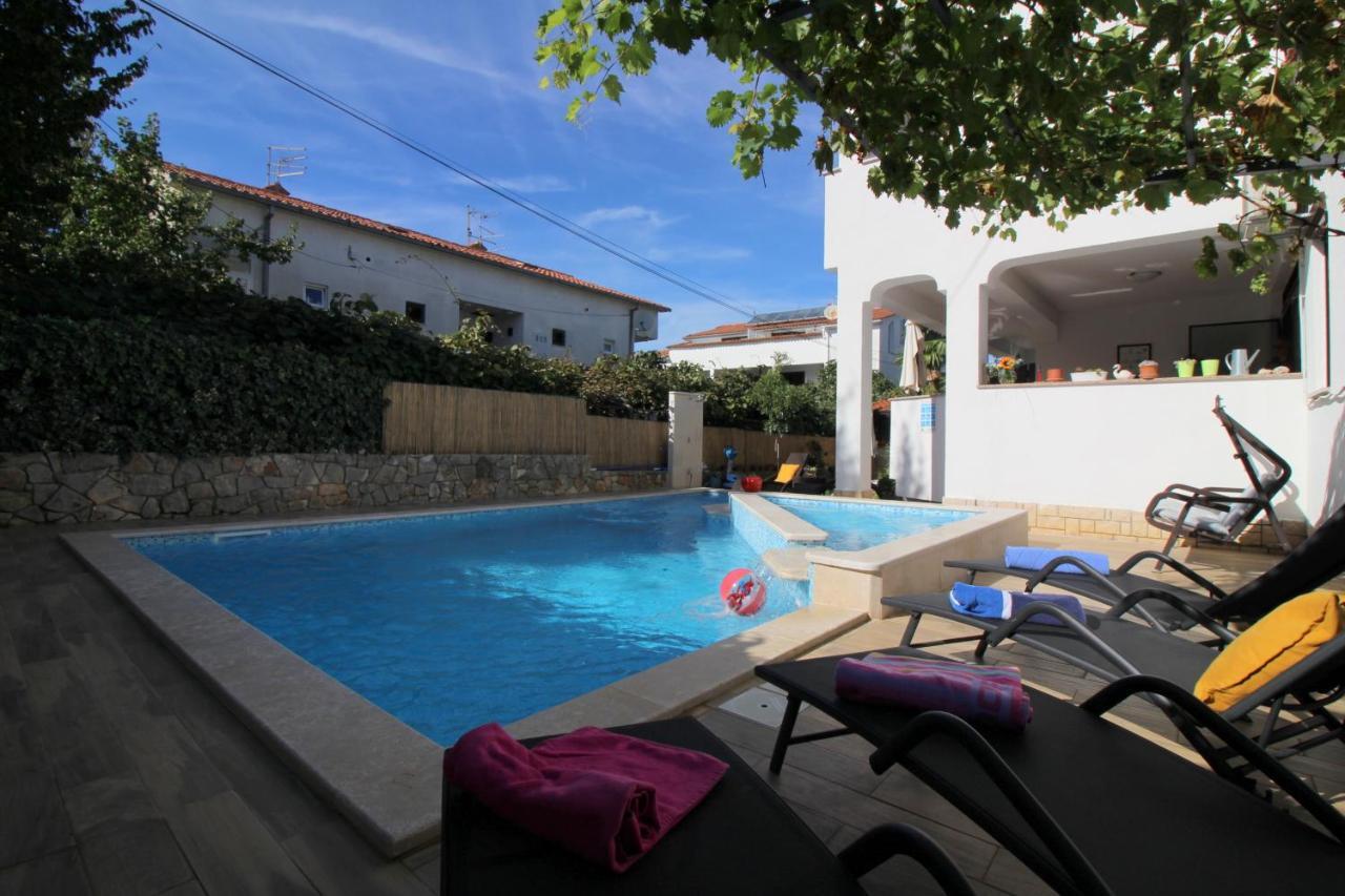 Dr. Igda Apartments Πόρετς Εξωτερικό φωτογραφία