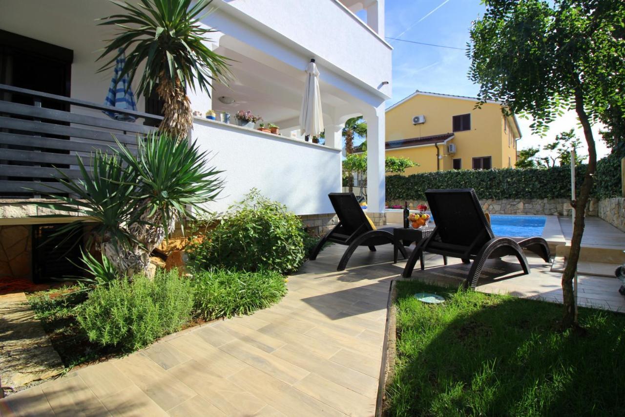 Dr. Igda Apartments Πόρετς Εξωτερικό φωτογραφία